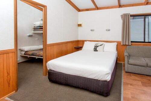 Big4 Melbourne Holiday Park ภายนอก รูปภาพ