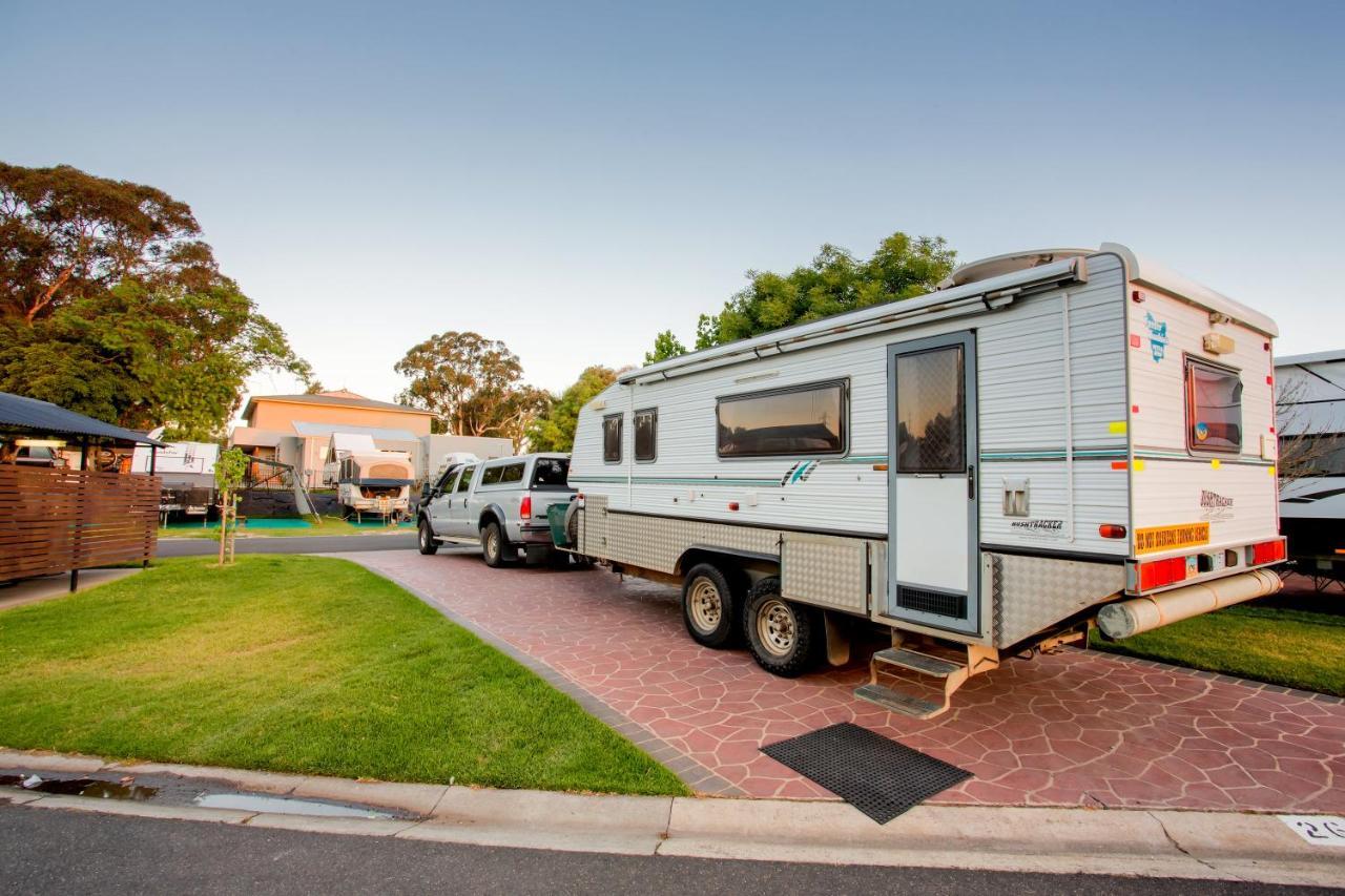 Big4 Melbourne Holiday Park ภายนอก รูปภาพ